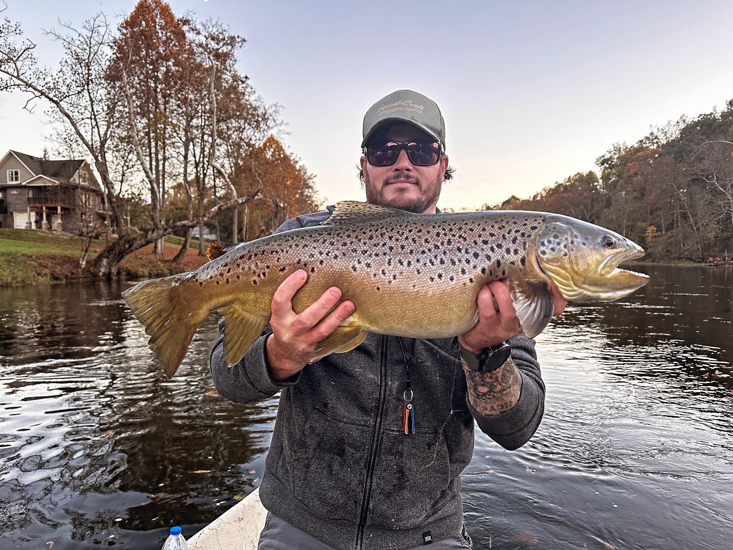 8DD08F78-4CFF-4E34-ADF3-79A8D9E0FFF7